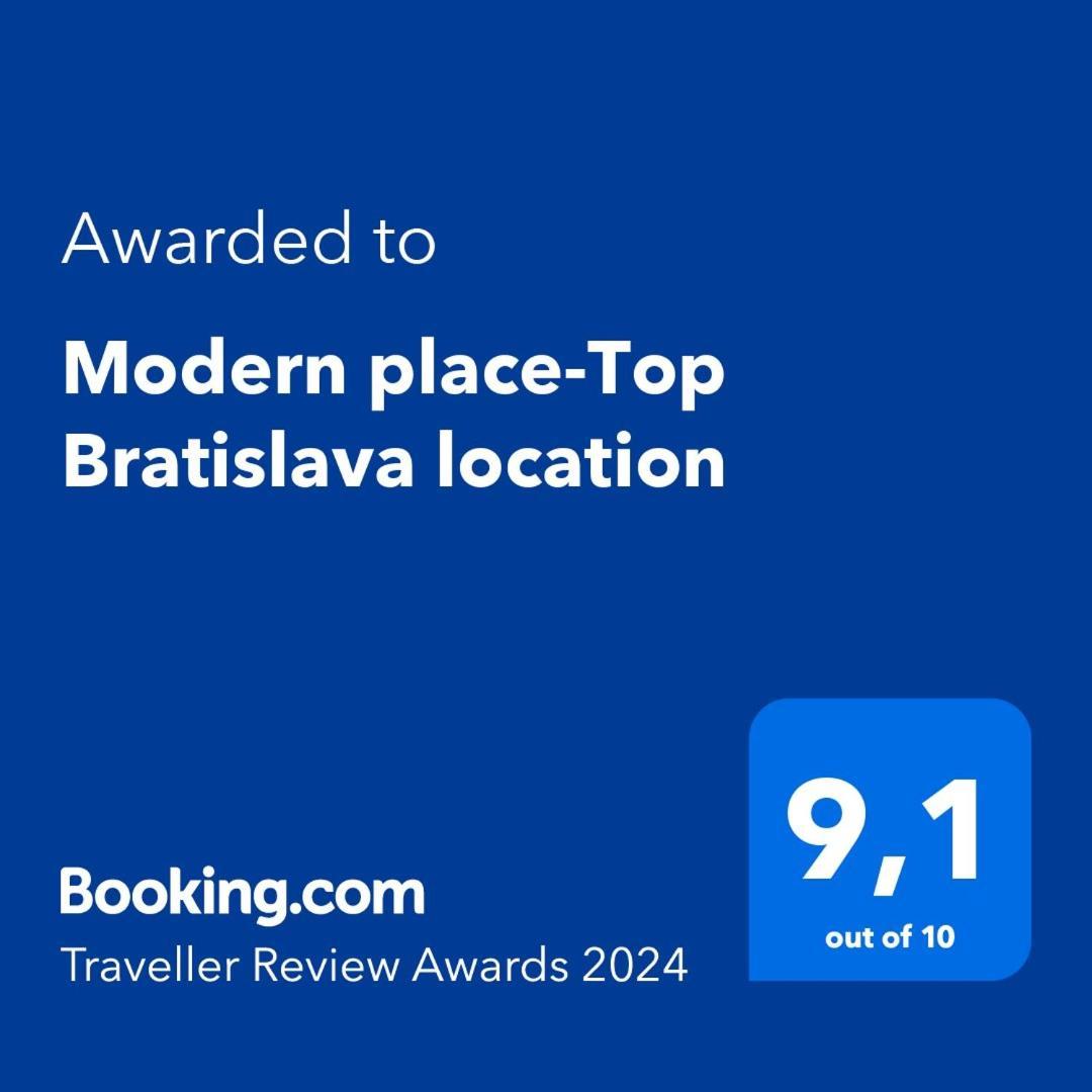 Stylish Getaway In Prime Location - By The Danube And Old Town Appartamento *