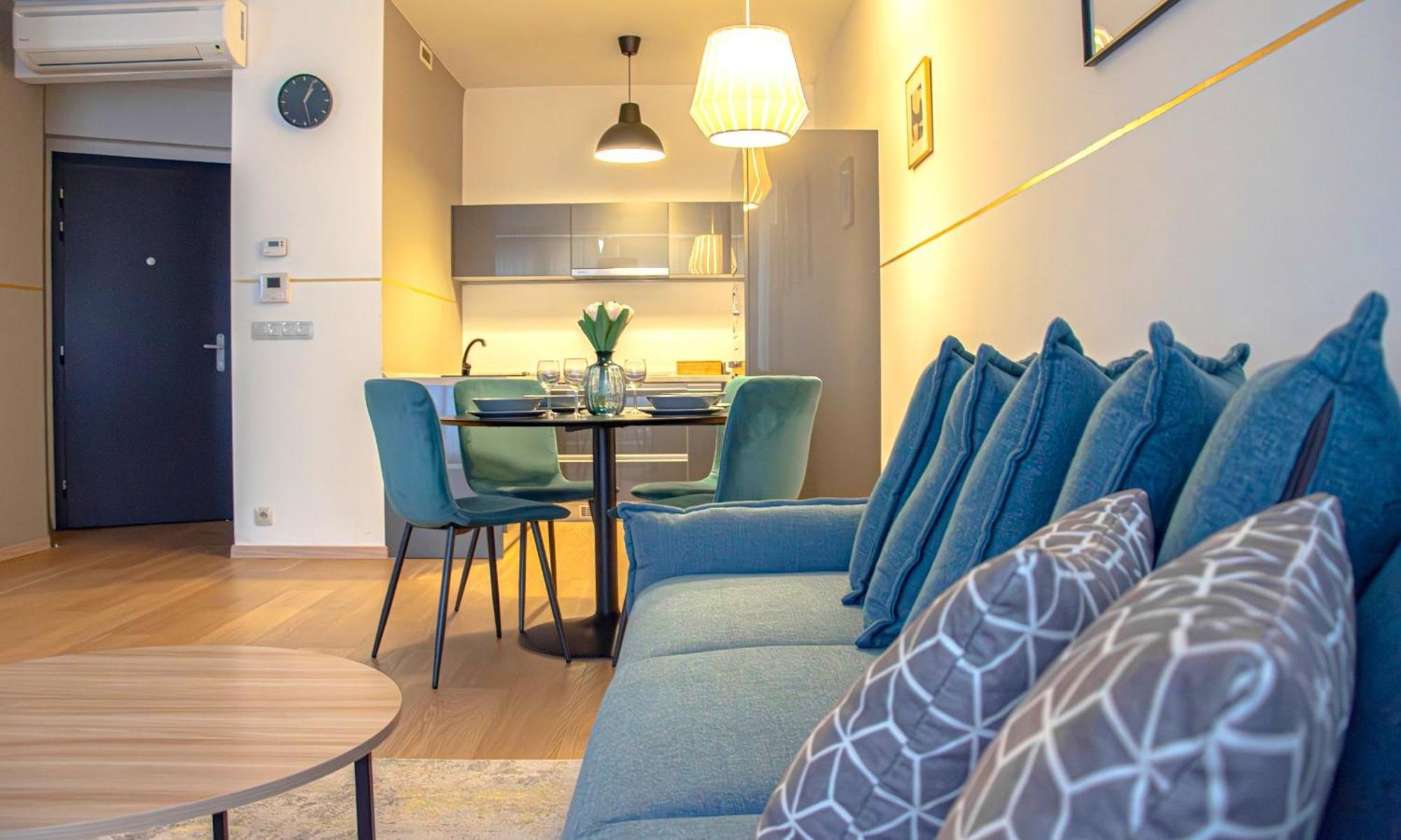 Free Garage Parking!!! Stylish Getaway In Prime Location - By The Danube And Old Town 公寓 *